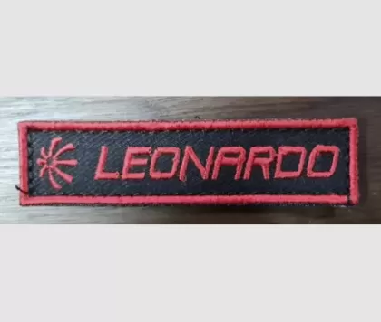 ECUSON LEONARDO SCRIS ROSU 8X2 CM